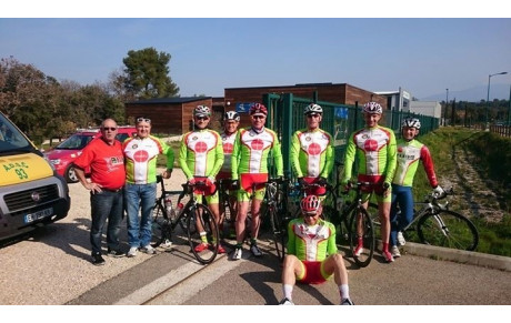 Toujours au top ces cyclistes,...